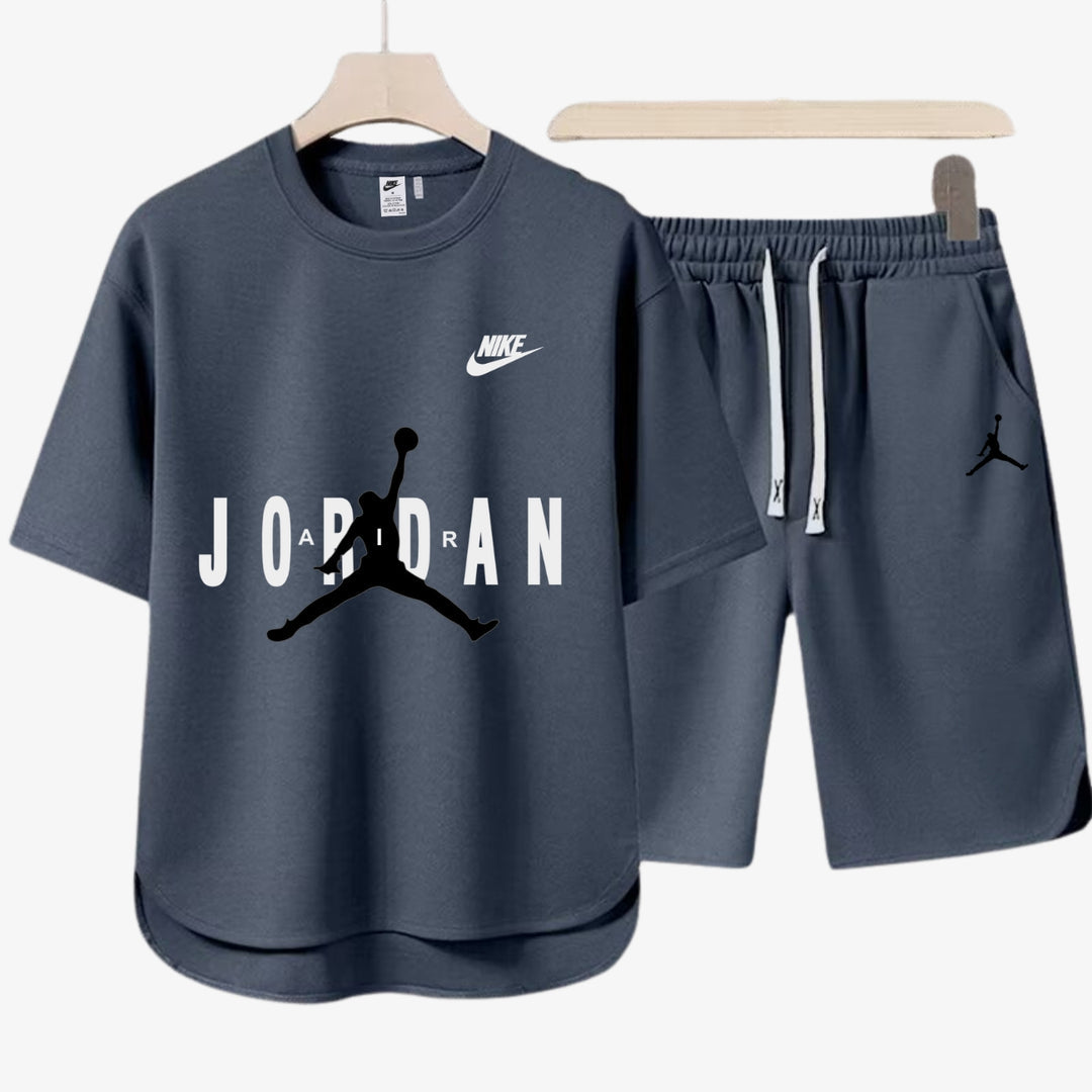 Lässiges Set für Herren - T-Shirt und Shorts