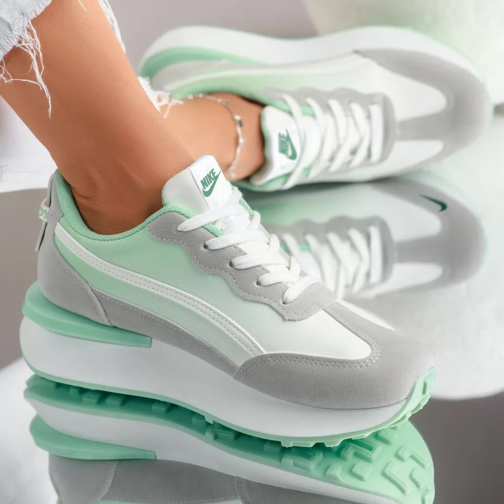NKE Schuhe