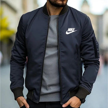 NK™ – Minimalistische Bomberjacke