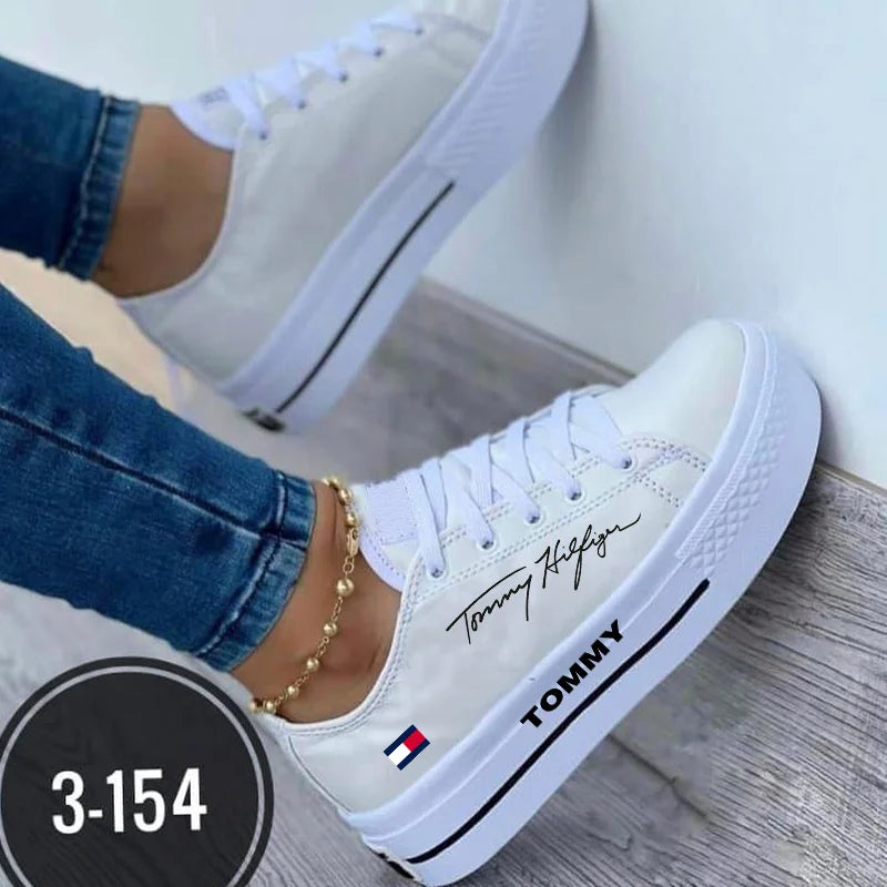 Modische atmungsaktive Damen-Sneaker