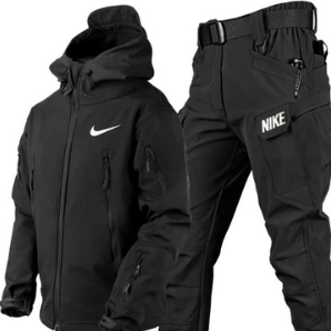 Regenjacke und Hose