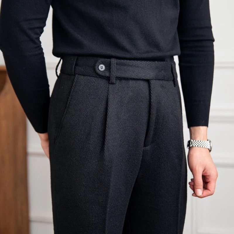 Schwarze Hose